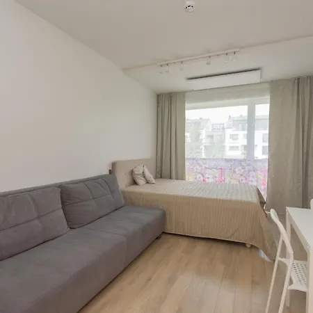 Maluno Vilos - Su Baseinu Apartment *