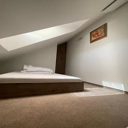 Maluno Vilos - Su Baseinu Apartment Palanga